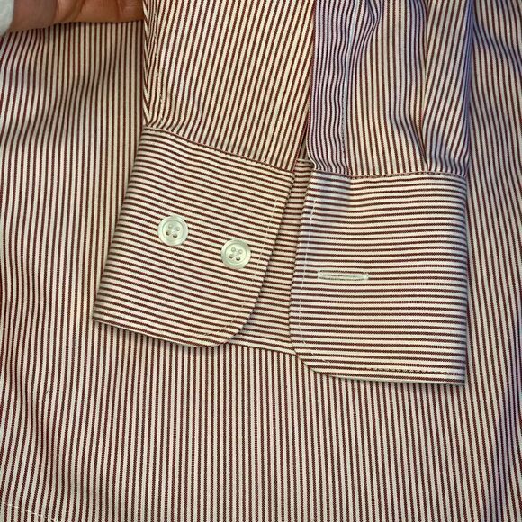 Eddie Bauer Wrinkle Resistant Red & White Stripes Shirt - Picture 6 of 10